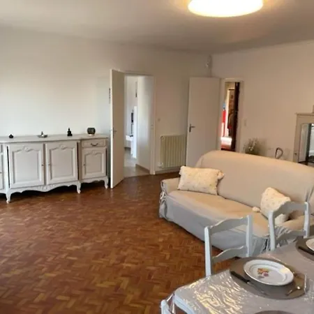 بيت للعطل La Madone Cadillac-en-Fronsadais